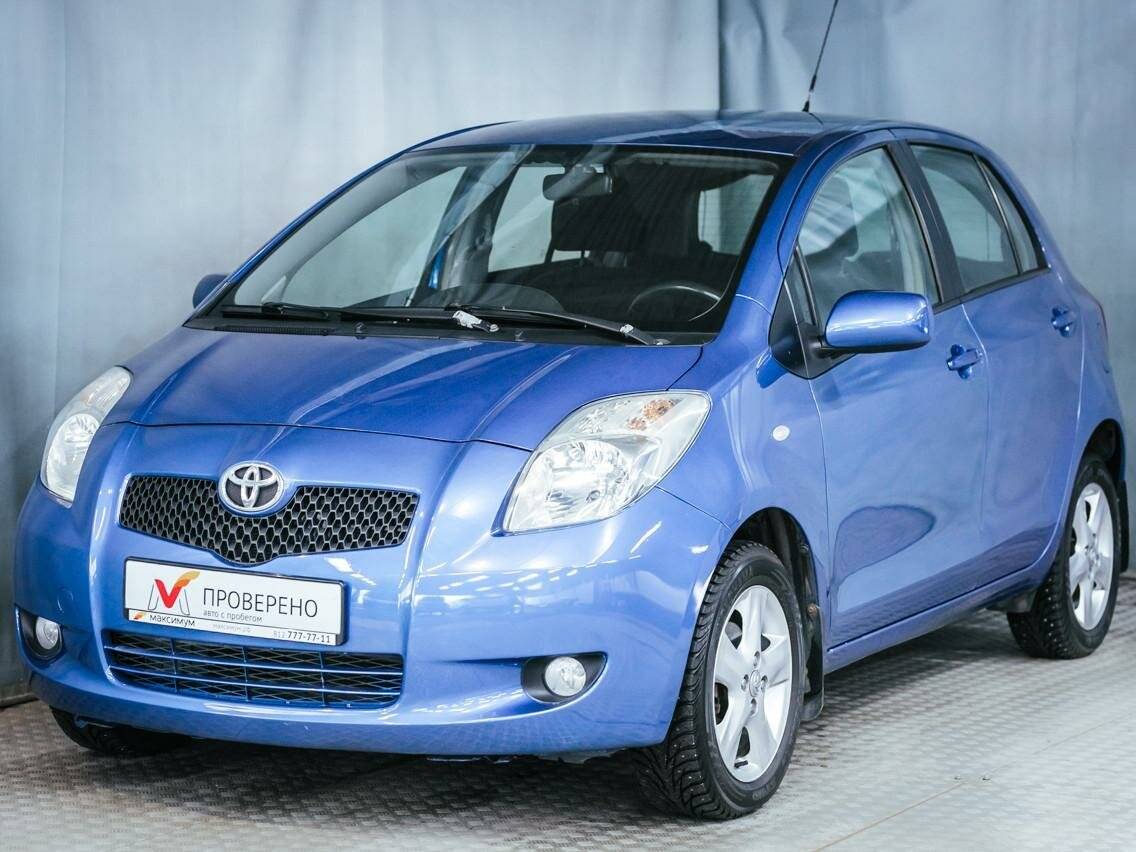 Недорогие авто с пробегом. Toyota Yaris 2007 1.3. Тойота Ярис 2 поколения. Toyota Yaris II 1.3. Тойота Ярис 2007 1,3 автомат синяя.