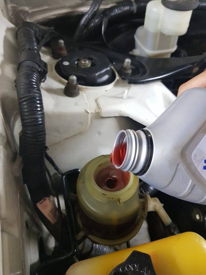 Замена жидкости гидроусилителя руля: как заменить масло гур самому