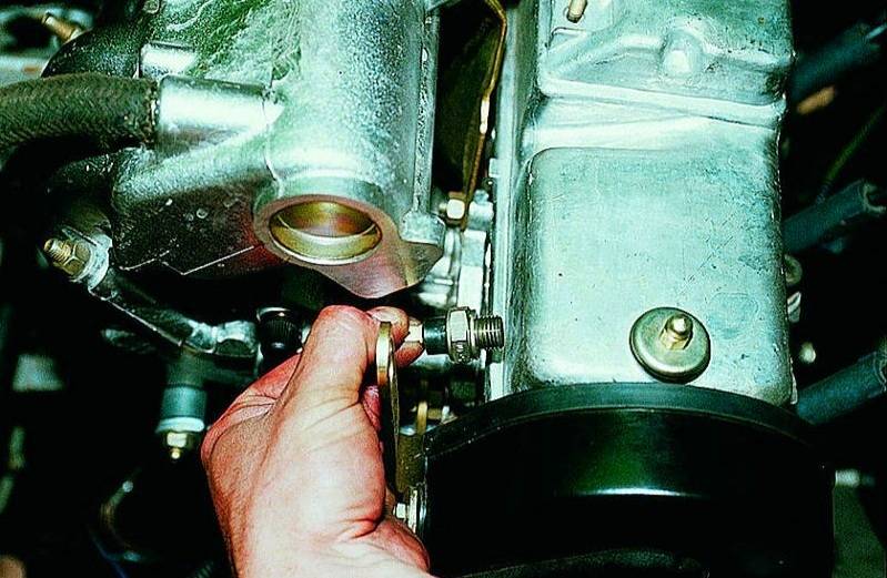 Как работает, где стоит и как проверить датчик давления масла в двигателе