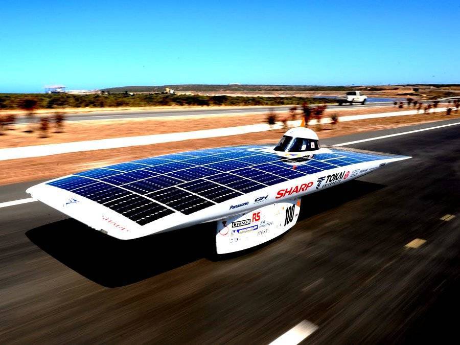 Автомобиль на солнечных батареях lightyear oneавтомобили на альтернативном топливе