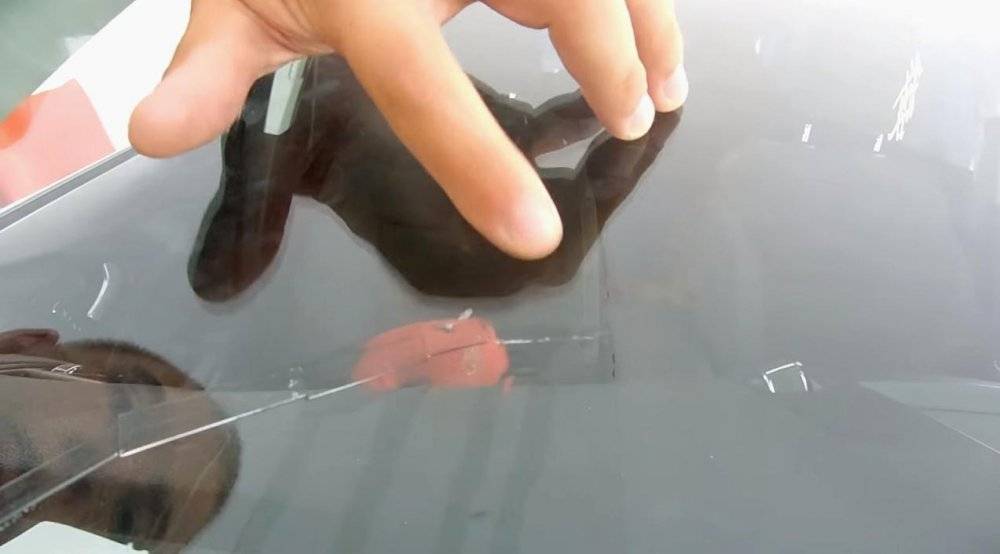 Ликбез по дефектам на стекле: как убрать сколы и трещины в домашних условиях | autostadt.su