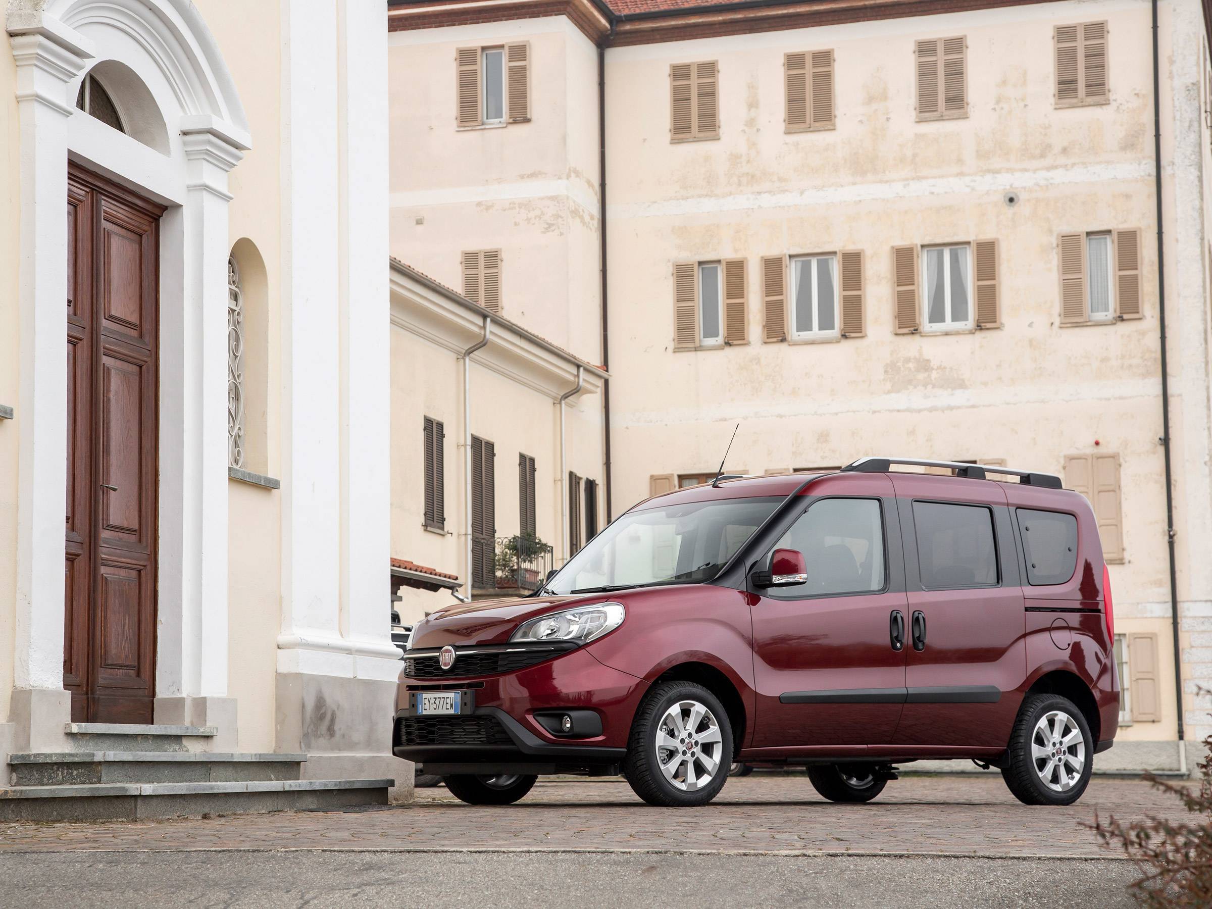 Fiat doblo panorama, обзор, преимущества и недостатки автомобиля