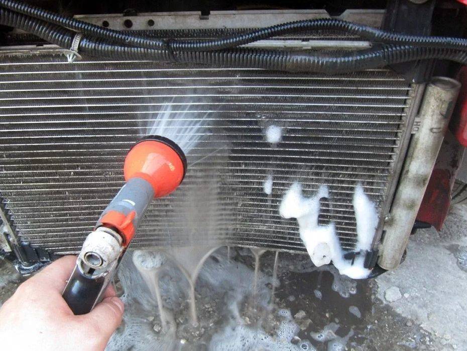 Как почистить радиатор автомобиля снаружи не снимая средства для чистки, инструкция, советы, видео