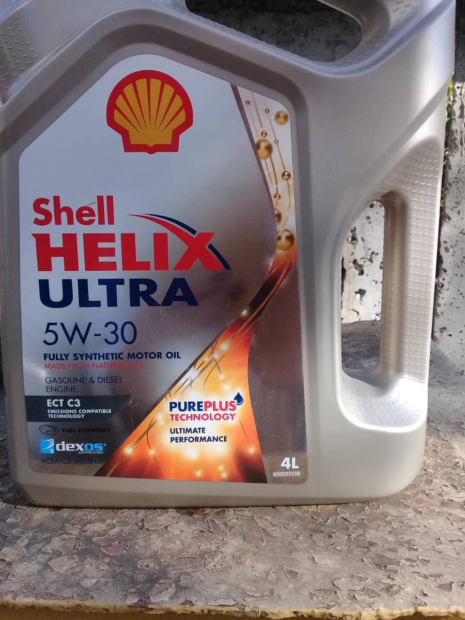 Какое масло заливать в двигатель солярис 1.4. Shell 5w30 Хендай. Хендай Крета 1 Шелл Хеликс ультра 5w30. Shell 5w30 на Хендай сантафе. Масло моторное Shell на Хендай Солярис 1.6 автомат 2018.