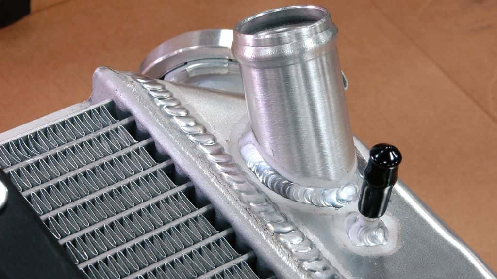 Ремонт радиатора охлаждения двигателя автомобиля своими руками - автомобильный портал