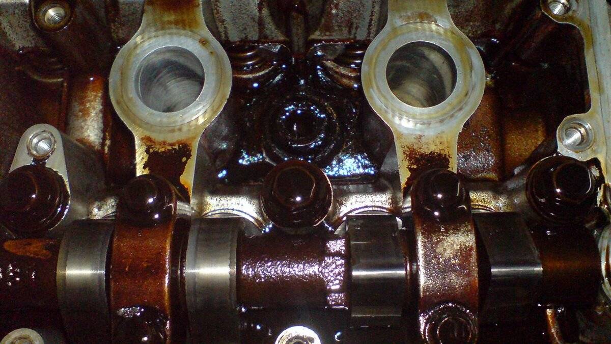 Попадает вода в масло двигателя: причины и последствия - maslo26.ru