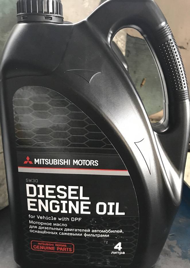 Как правильно выбрать масло для замены в дизельном двигателе