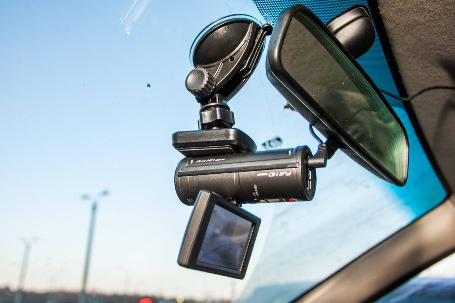 Как выбрать видеорегистратор для автомобиля? как настроить?